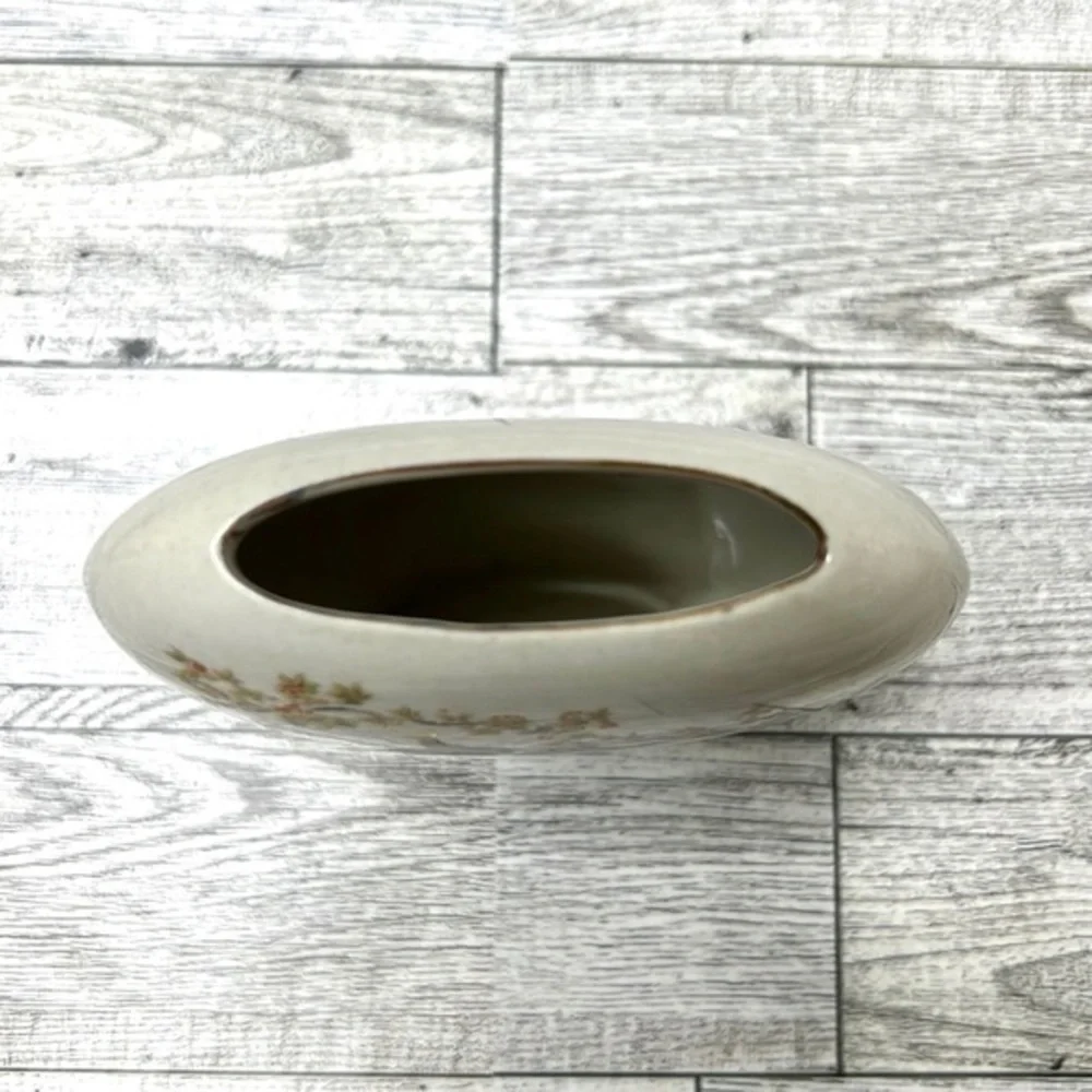 Japanese Vintage Beige Oval Peacock Vase